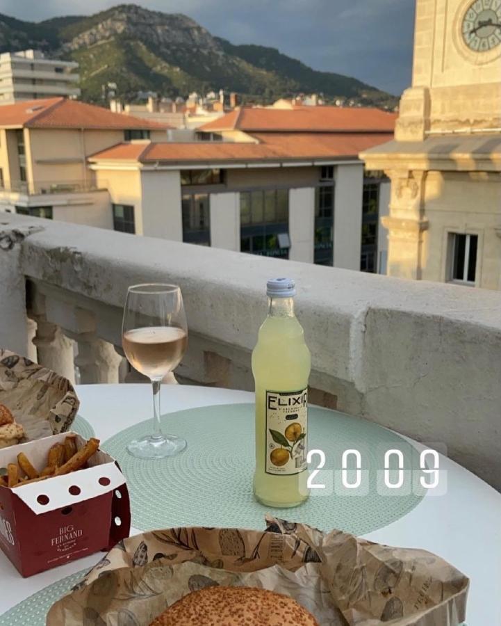 Les Terrasses, Charme Et Authenticite En Hyper Centre De Toulon, Ideal Pour Un Sejour Romantique Ou Une Escapade Urbaine Exterior foto